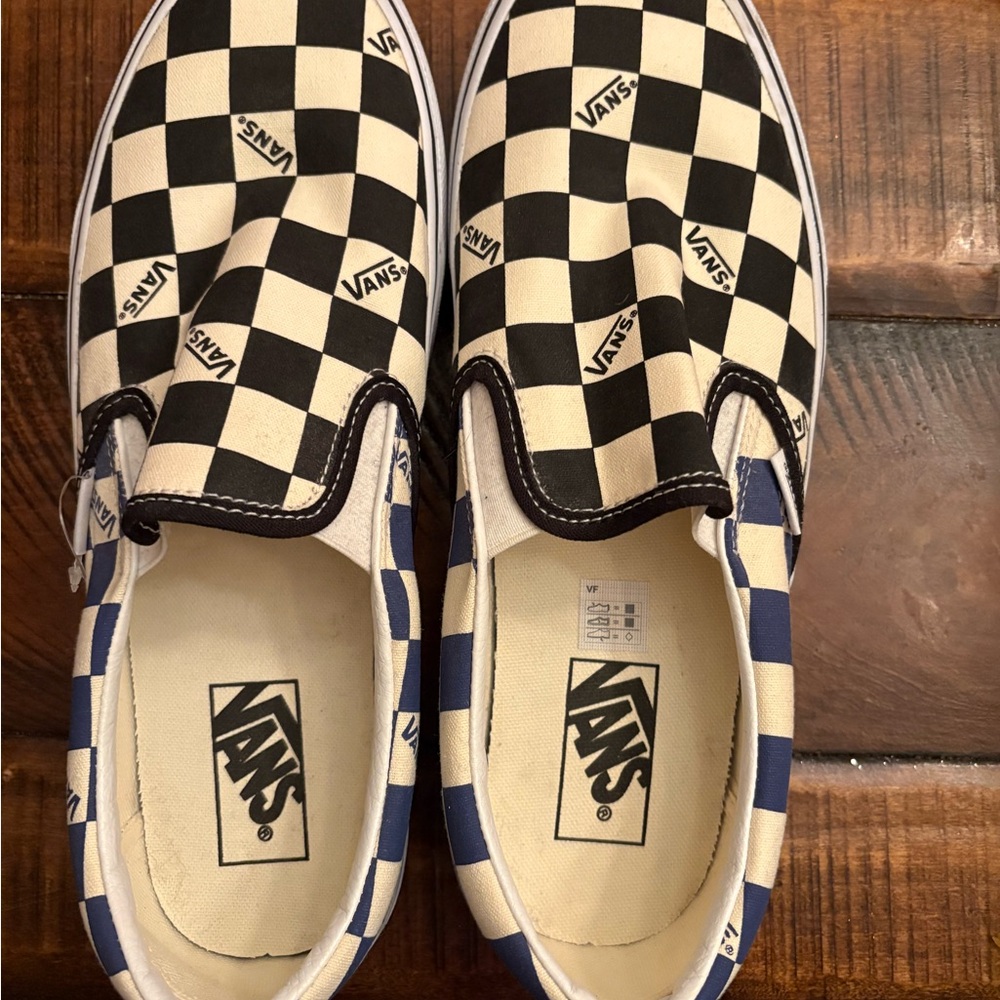 Vans Checker Slip-Ons - Black and Navy